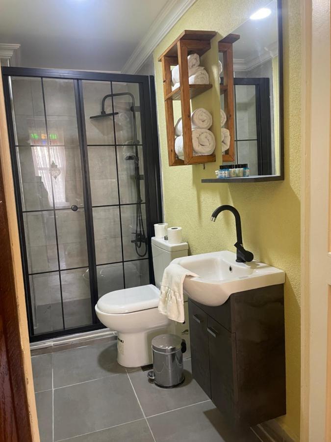 The Local Hostel & Guesthouse 이스탄불 외부 사진
